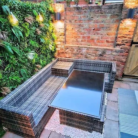 Stunning Terraced House Next To York Racecourse Villa Exterior photo